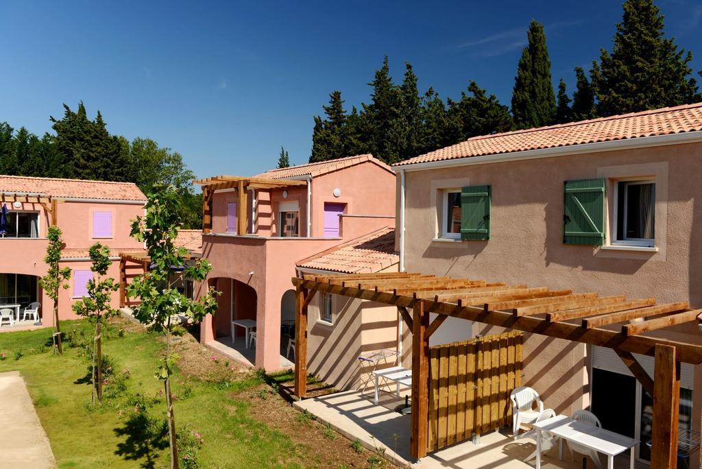 Residence Odalys Le Mas Des Alpilles Paradou Exterior foto
